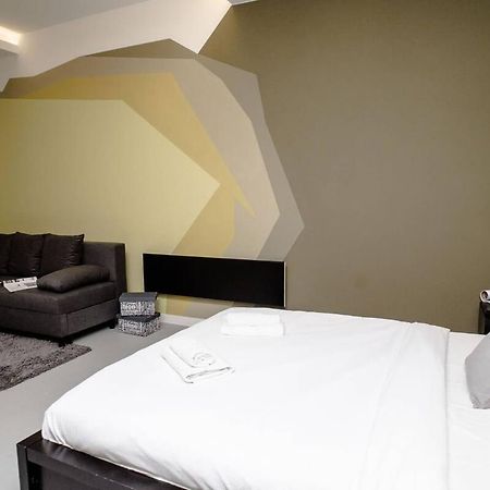 Cute, New And Stylish Apartment In The Center Boedapest Buitenkant foto