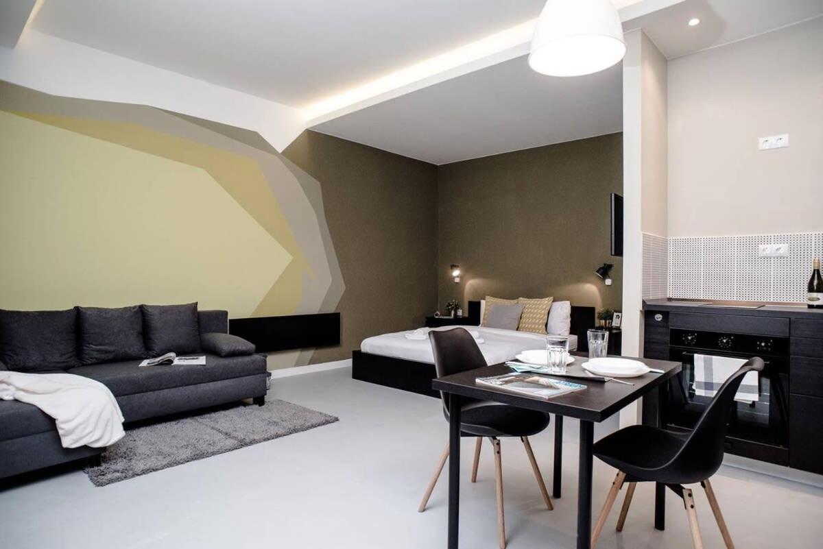 Cute, New And Stylish Apartment In The Center Boedapest Buitenkant foto